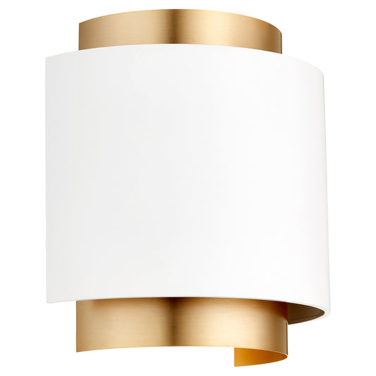 Quorum - 5610-0880 - One Light Wall Sconce - 5610 Half Drum Sconce - Studio White w/ Aged Brass